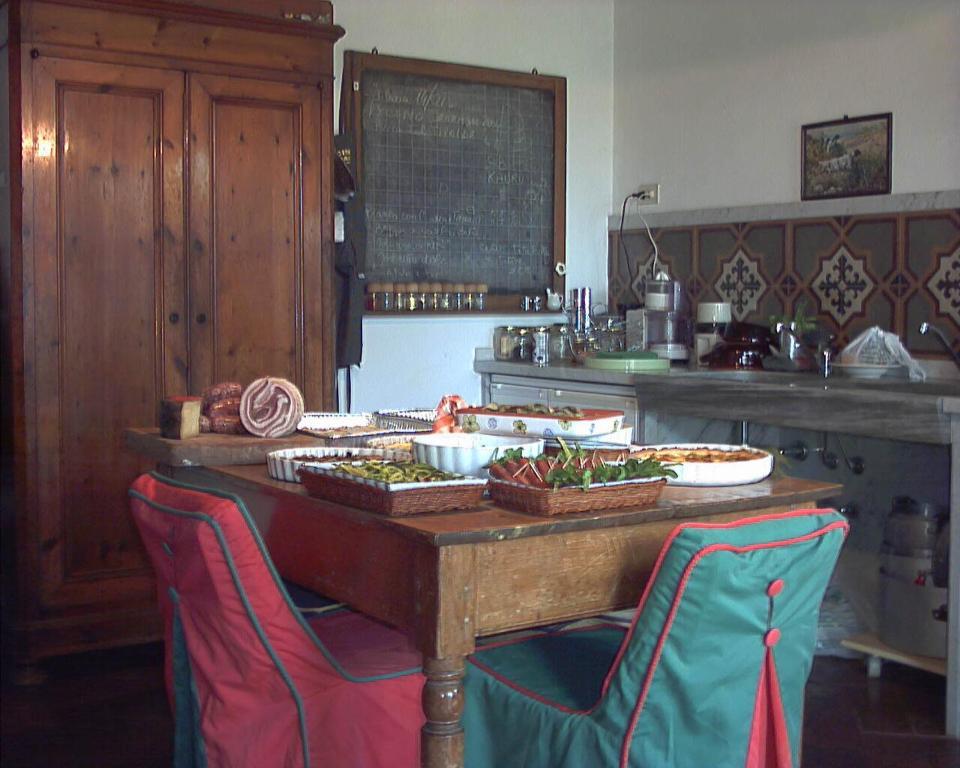 ליבורנו B&B Villa Panicucci חדר תמונה