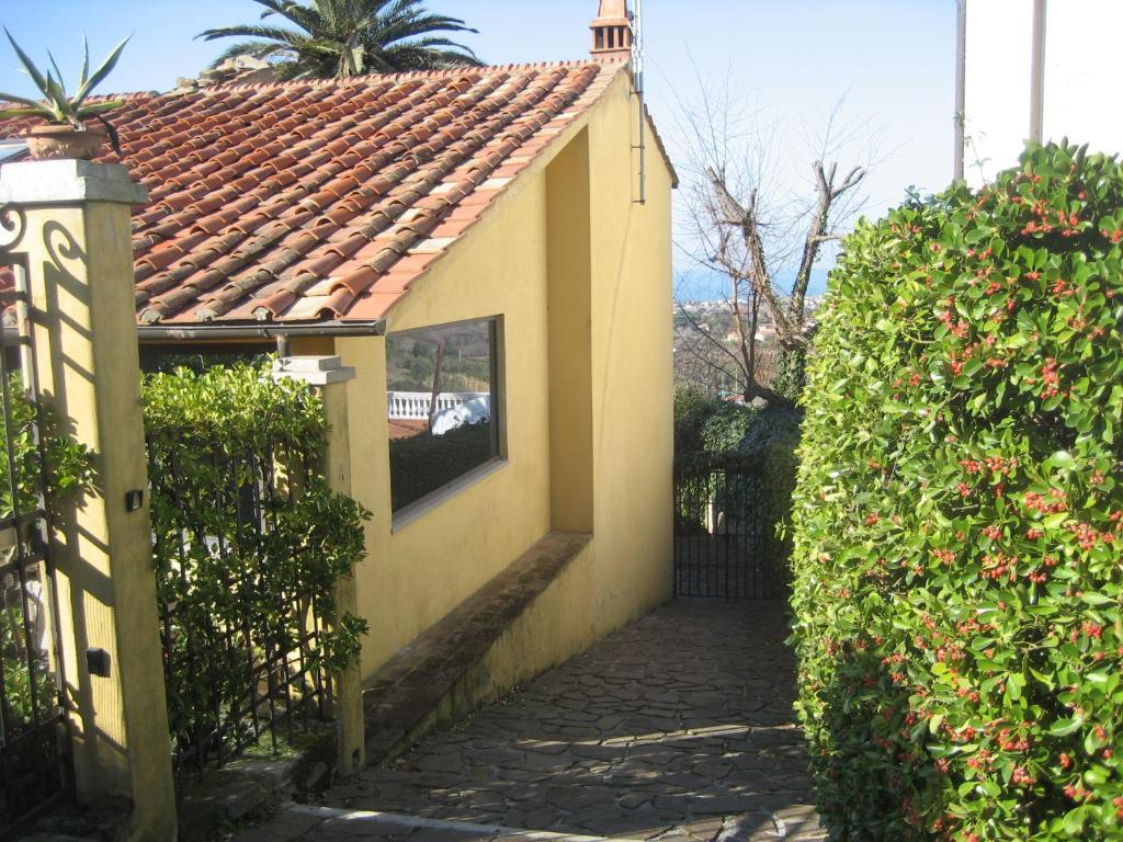 ליבורנו B&B Villa Panicucci חדר תמונה